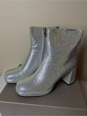 Rhinestone Boots Chunky Block Heel Platform Ankle Booties - Size 9